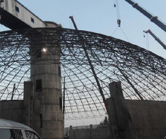 靖江网架分条或分块安装法